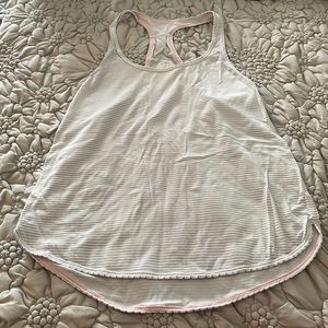 Lululemon tank top